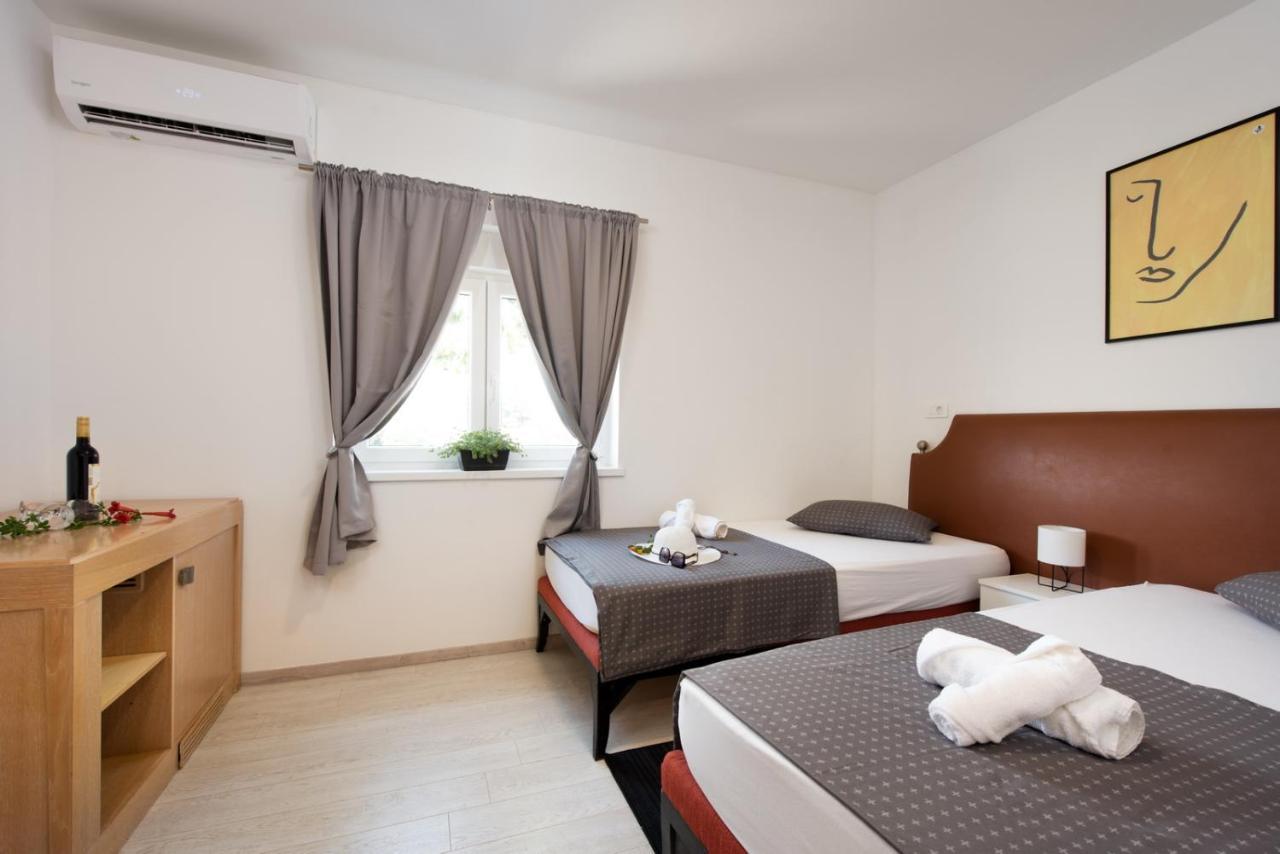 Hotel Potpican Экстерьер фото