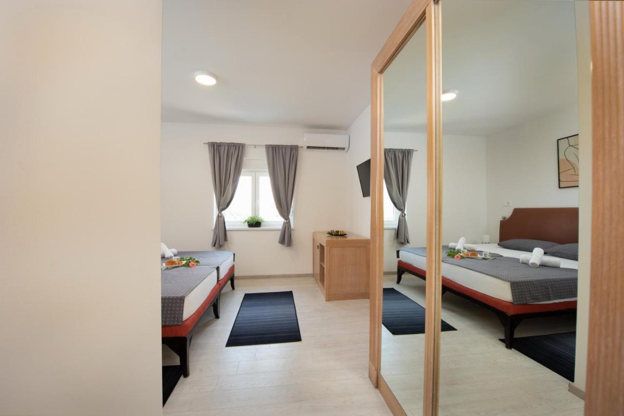 Hotel Potpican Экстерьер фото